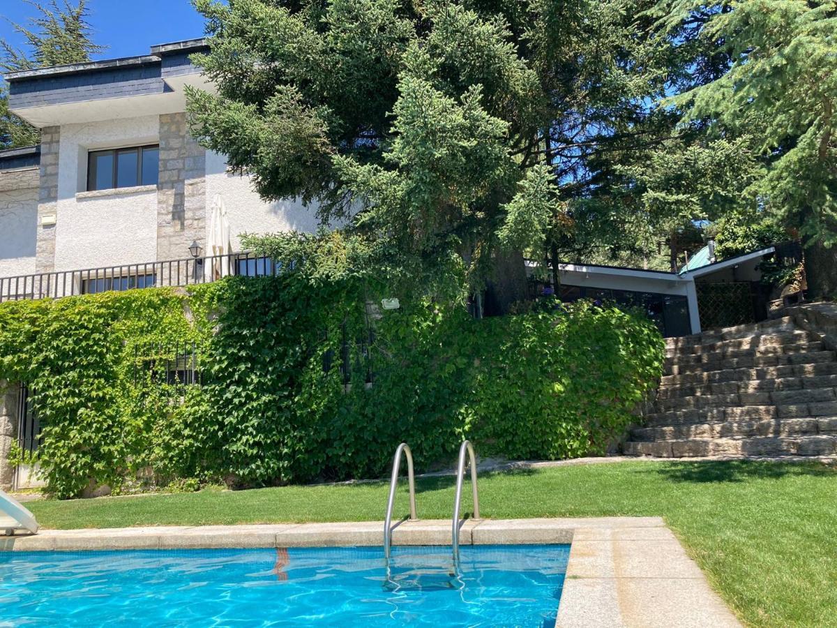 Los Cedros, Gran Chalet Con Piscina Y Apartamento En Navacerrada Εξωτερικό φωτογραφία