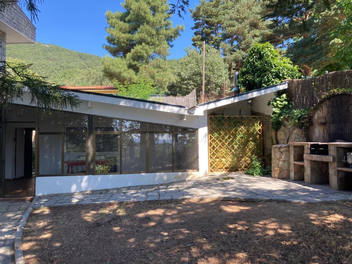 Los Cedros, Gran Chalet Con Piscina Y Apartamento En Navacerrada Εξωτερικό φωτογραφία