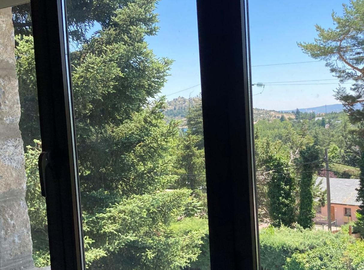 Los Cedros, Gran Chalet Con Piscina Y Apartamento En Navacerrada Εξωτερικό φωτογραφία