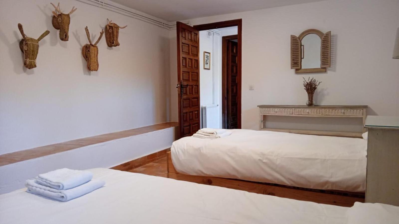 Los Cedros, Gran Chalet Con Piscina Y Apartamento En Navacerrada Εξωτερικό φωτογραφία